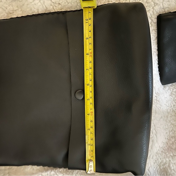 Callista black leather bag with matching pouch - Picture 11 of 14